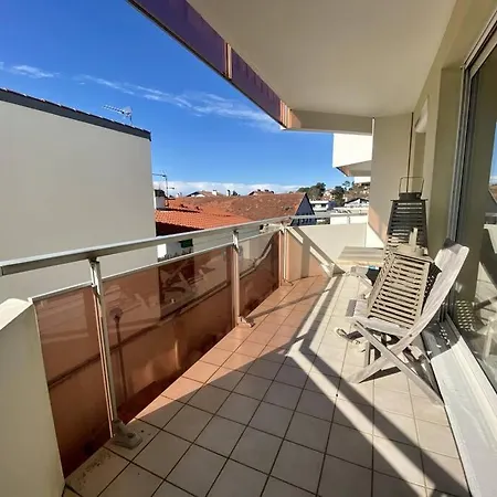 Avec 1 - Balcon - Parking Апартаменти